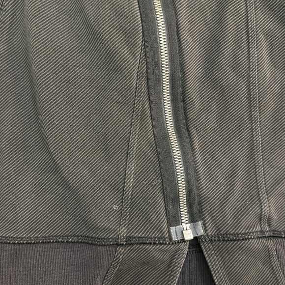 Lululemon Mula bundle wrap assymetrical zip jacket - Picture 13 of 13